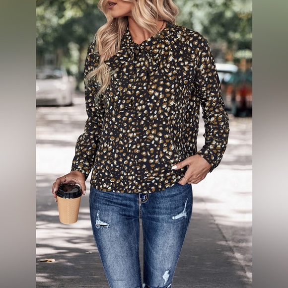Printed Tie Neck Long Sleeve Top - Picture 1 of 4